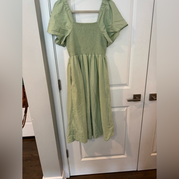 Madewell Sage Green Linen-Blend Lucie Smocked Midi Dress - Picture 8 of 9